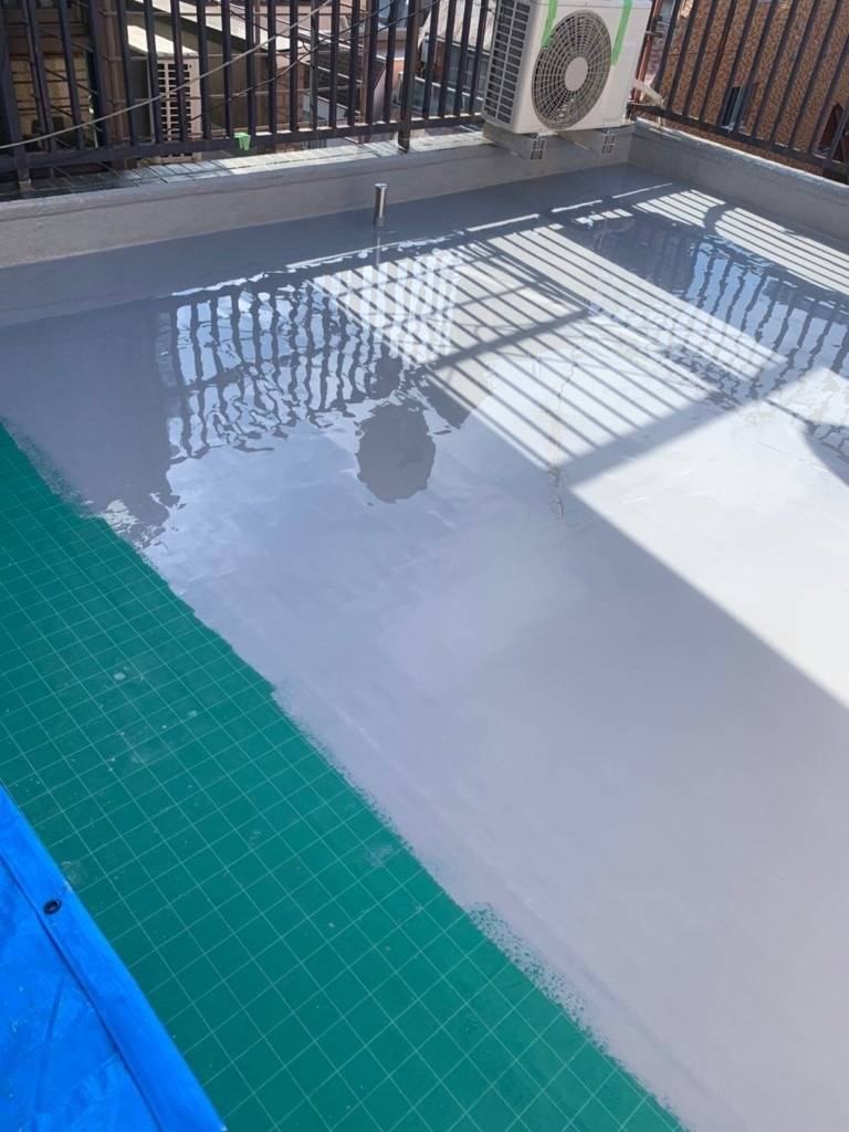 サラセーヌの通気緩衝工法によるQVシート張り | ブログ