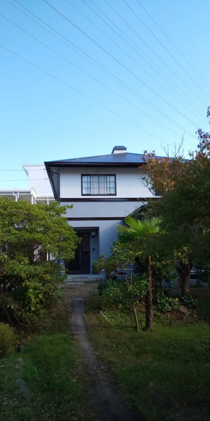 鎌倉市の外壁及び屋根の塗装工事が完了しました。