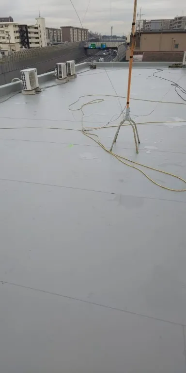 完成間近な保土ヶ谷区の屋上防水工事　横浜市の防水工事