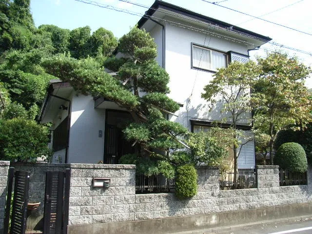 横浜市瀬谷区の閑静な住宅街にある戸建て住宅の塗替え工事