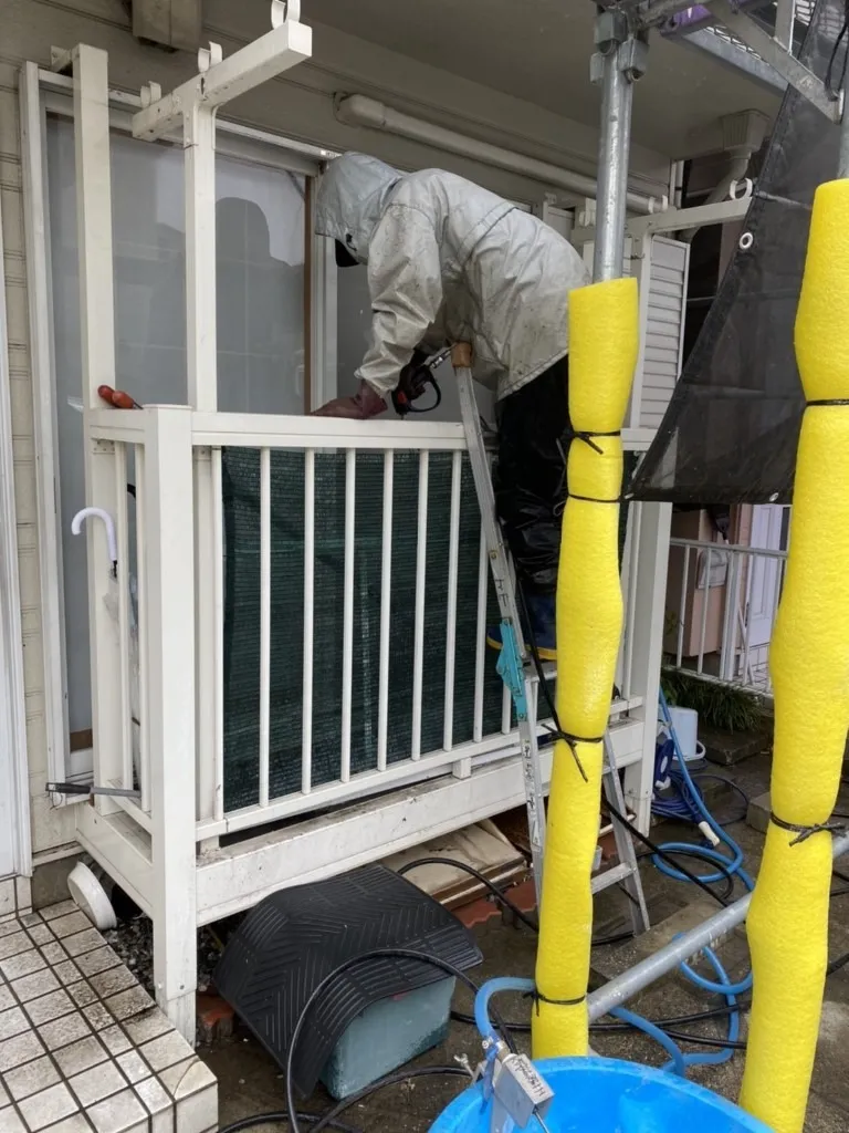 横浜市鶴見区馬場にて外壁塗装工事！
