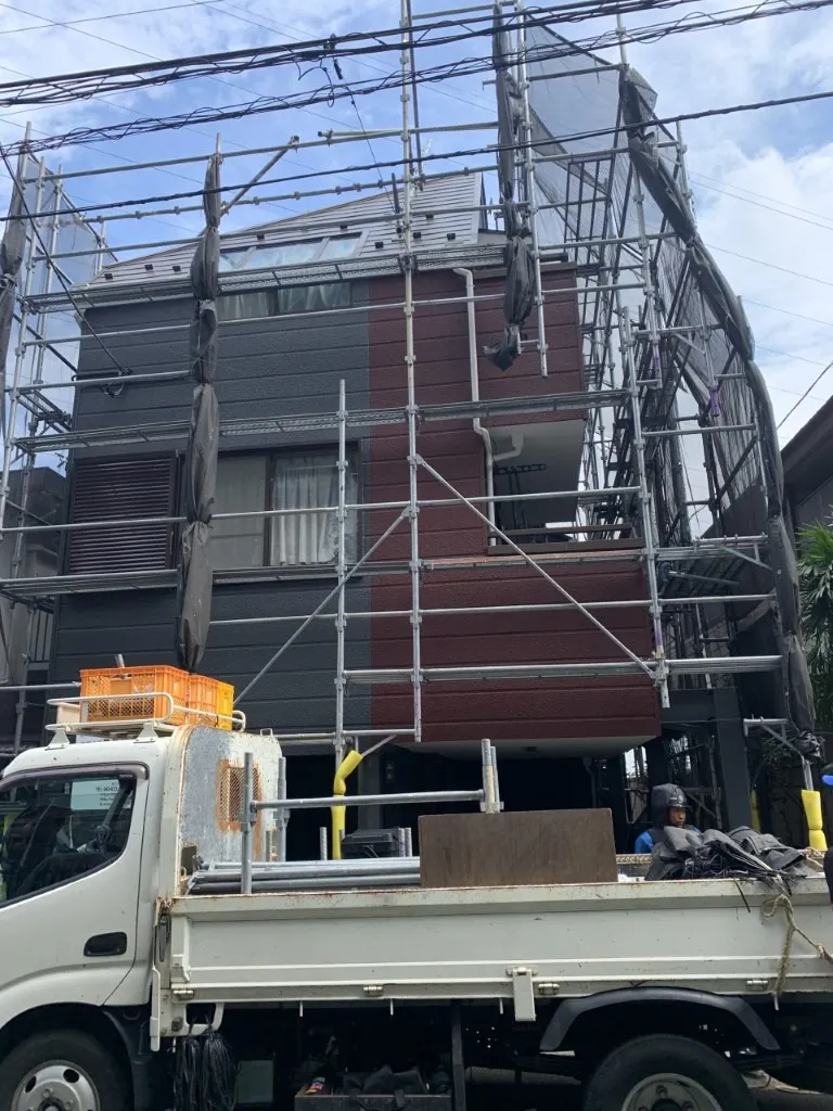 横浜市神奈川区のY様邸で足場解体が完了しました