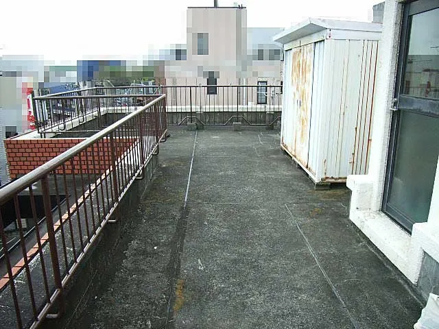 防水工事前の屋上